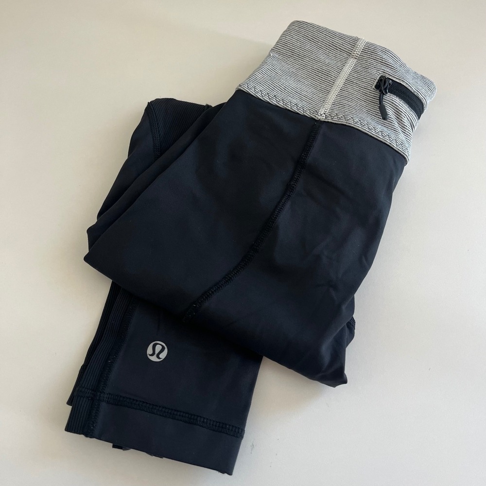 Lululemon Women's Inspire Ruffle Black Striped Crop Leggings‎ 2 active